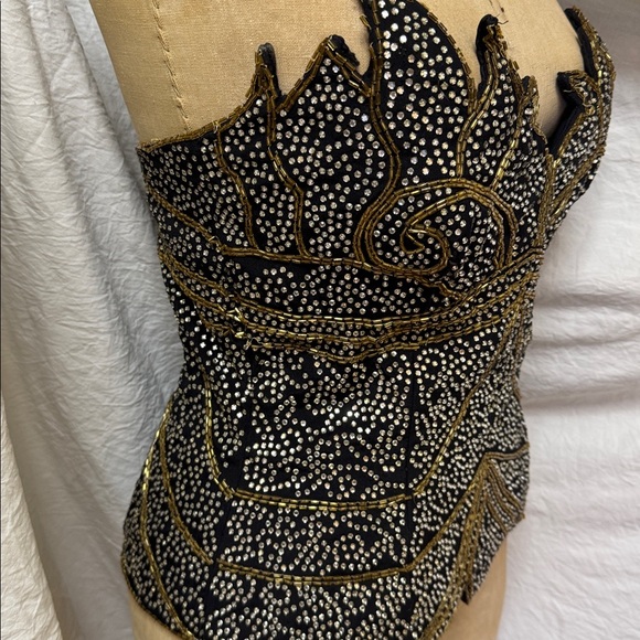 Vintage Glamorous Black and Gold Embellished Women's Top - Picture 3 of 5
